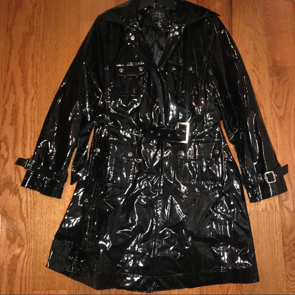 SOLD🦋 Vinyl Trench Coat in Black - Picture 1 of 4